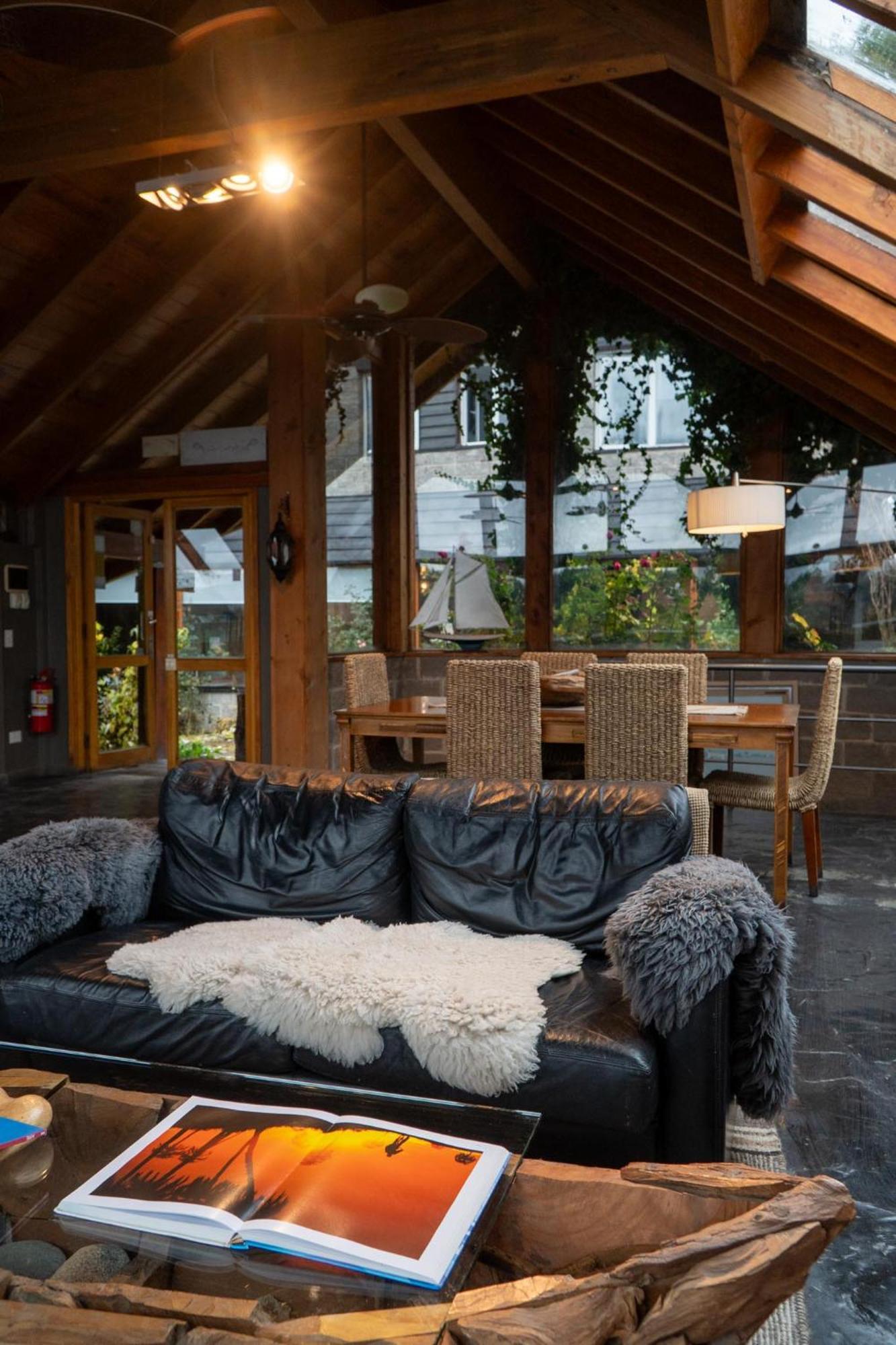 Puerto Manzano Suites And Glamping By Visionnaire Villa La Angostura Bagian luar foto