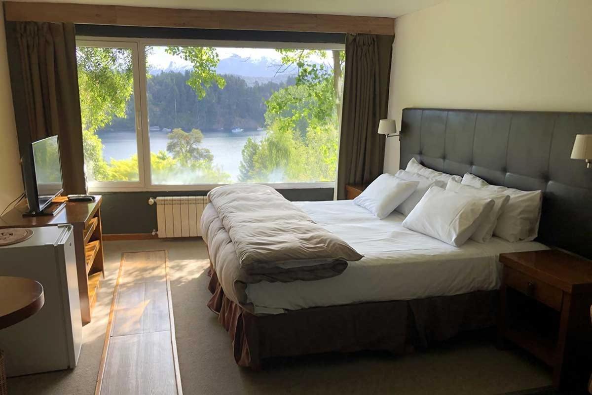Puerto Manzano Suites And Glamping By Visionnaire Villa La Angostura Bagian luar foto