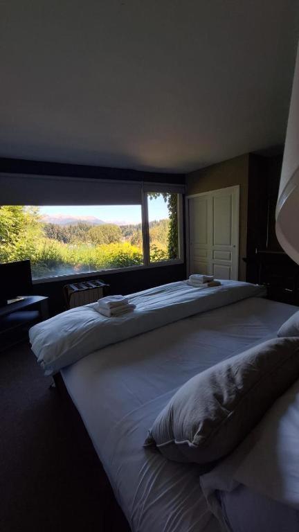 Puerto Manzano Suites And Glamping By Visionnaire Villa La Angostura Bagian luar foto